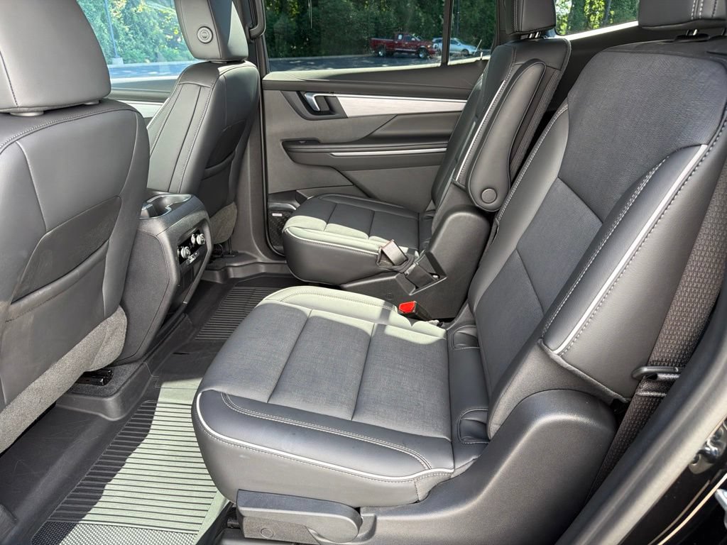 Used 2025 Buick Enclave Preferred w/ LPO, Floor Liner Package FWD image 52