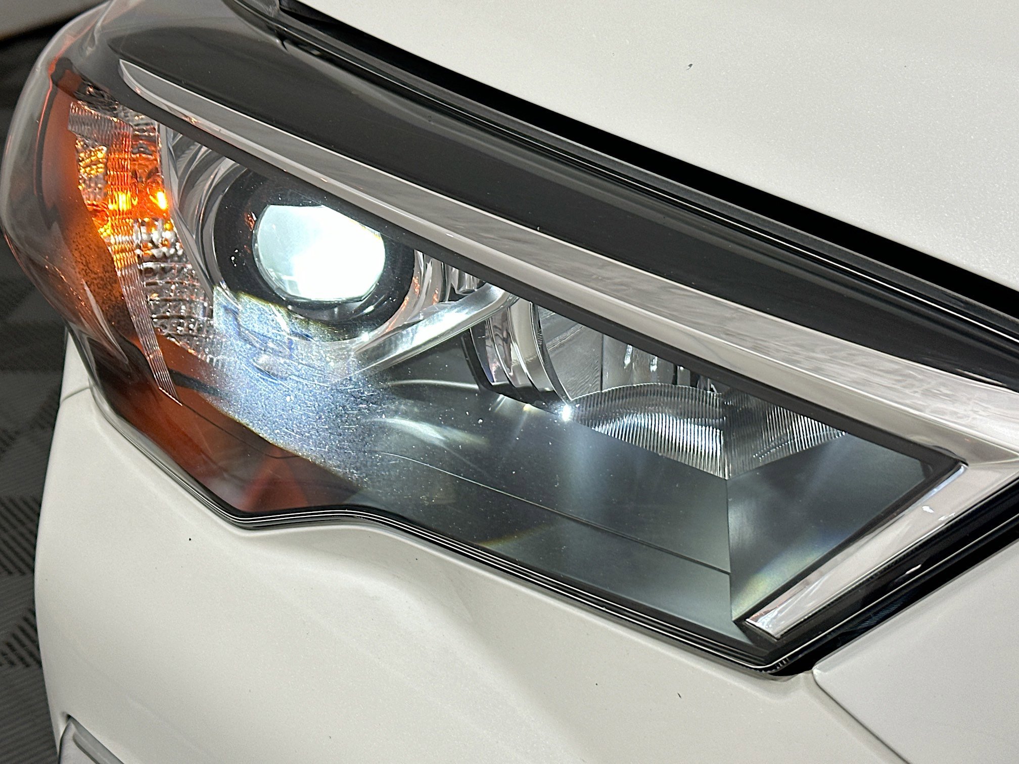 Used 2023 Toyota 4Runner Limited image 9