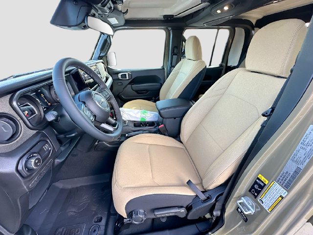 New 2026 Jeep Gladiator Willys AWD/4WD image 15