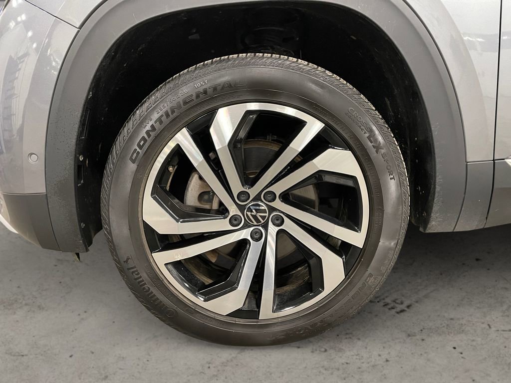 Used 2020 Volkswagen Atlas Cross Sport SEL Premium image 14