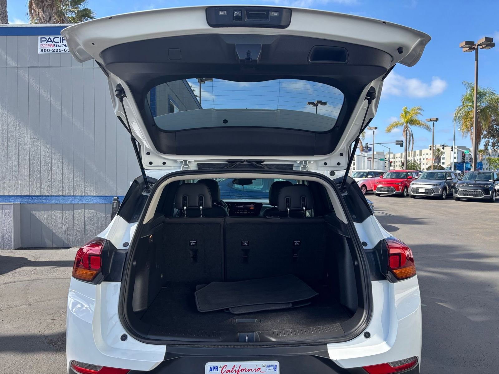Used 2025 Buick Encore GX Preferred FWD image 30