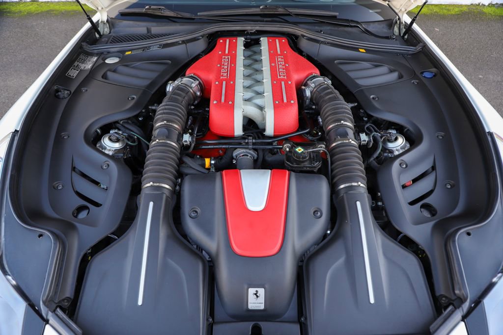 Certified 2016 Ferrari FF image 13