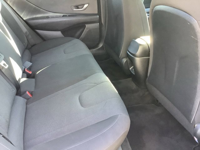 Certified 2024 Hyundai Elantra SE FWD image 22