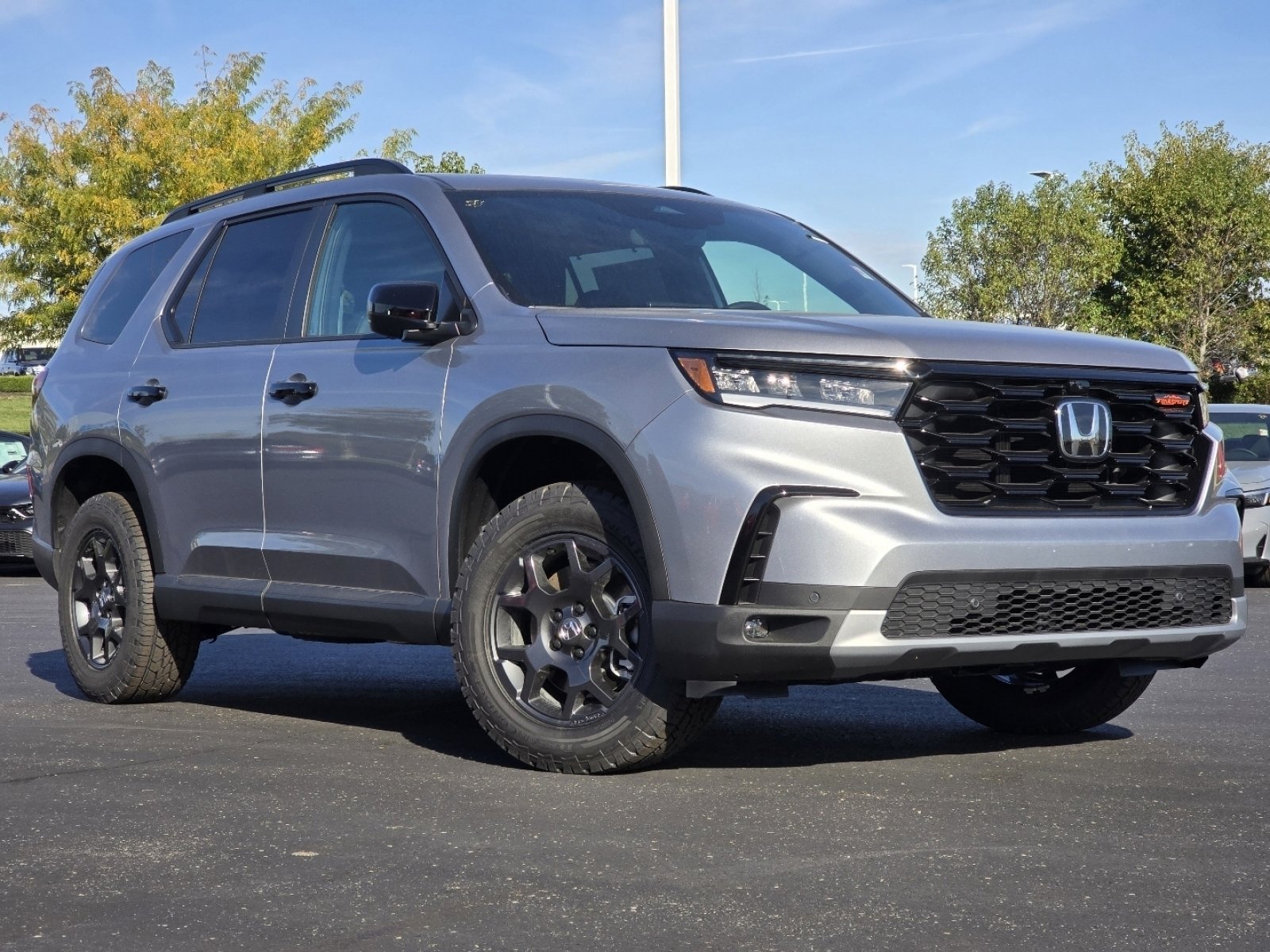New 2025 Honda Pilot TrailSport video 2