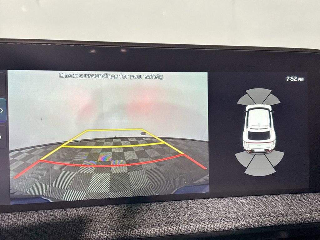 Used 2023 Kia EV6 Wind image 18