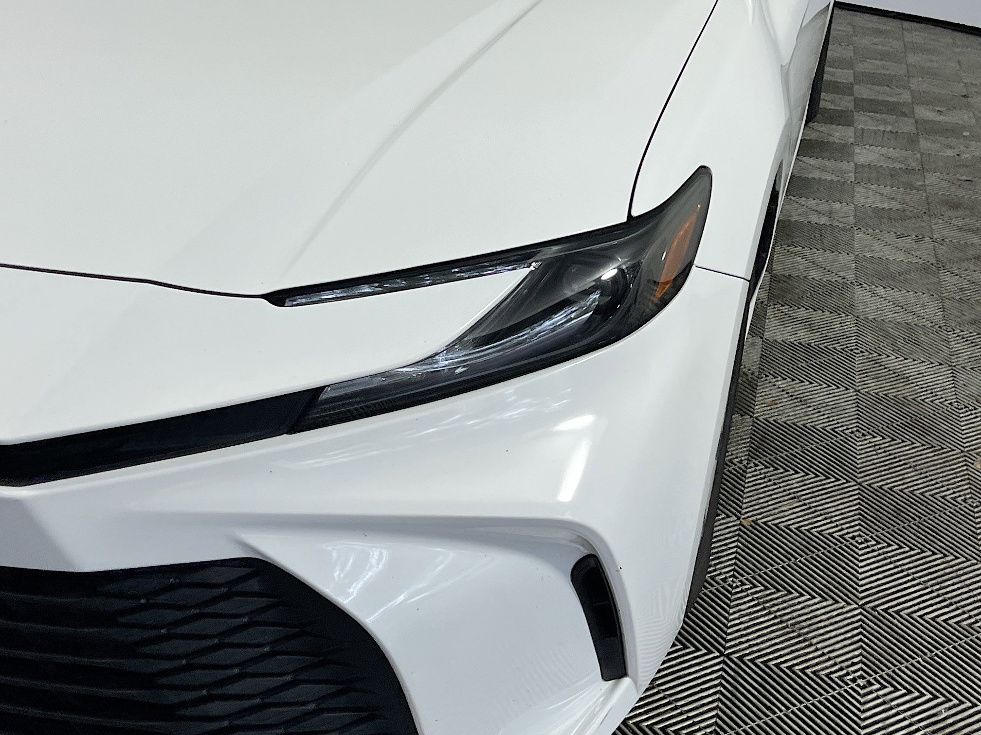 Used 2025 Toyota Camry LE FWD image 12