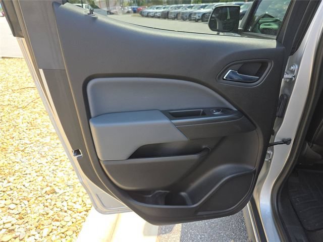 Used 2017 Chevrolet Colorado Z71 RWD image 14