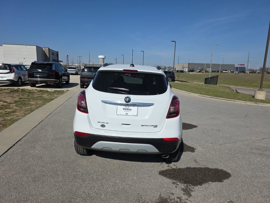Used 2018 Buick Encore Preferred image 6