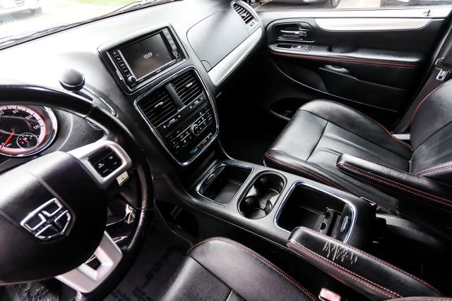 Used 2019 Dodge Grand Caravan GT image 14