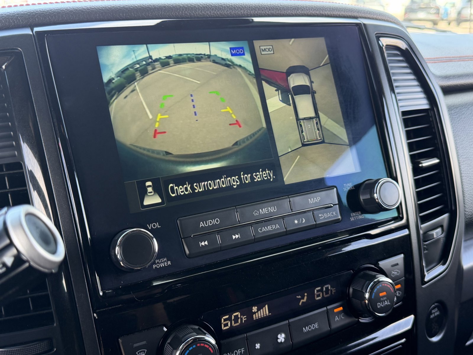 Used 2021 Nissan Titan PRO-4X w/ Pro-4x Convenience Package image 30