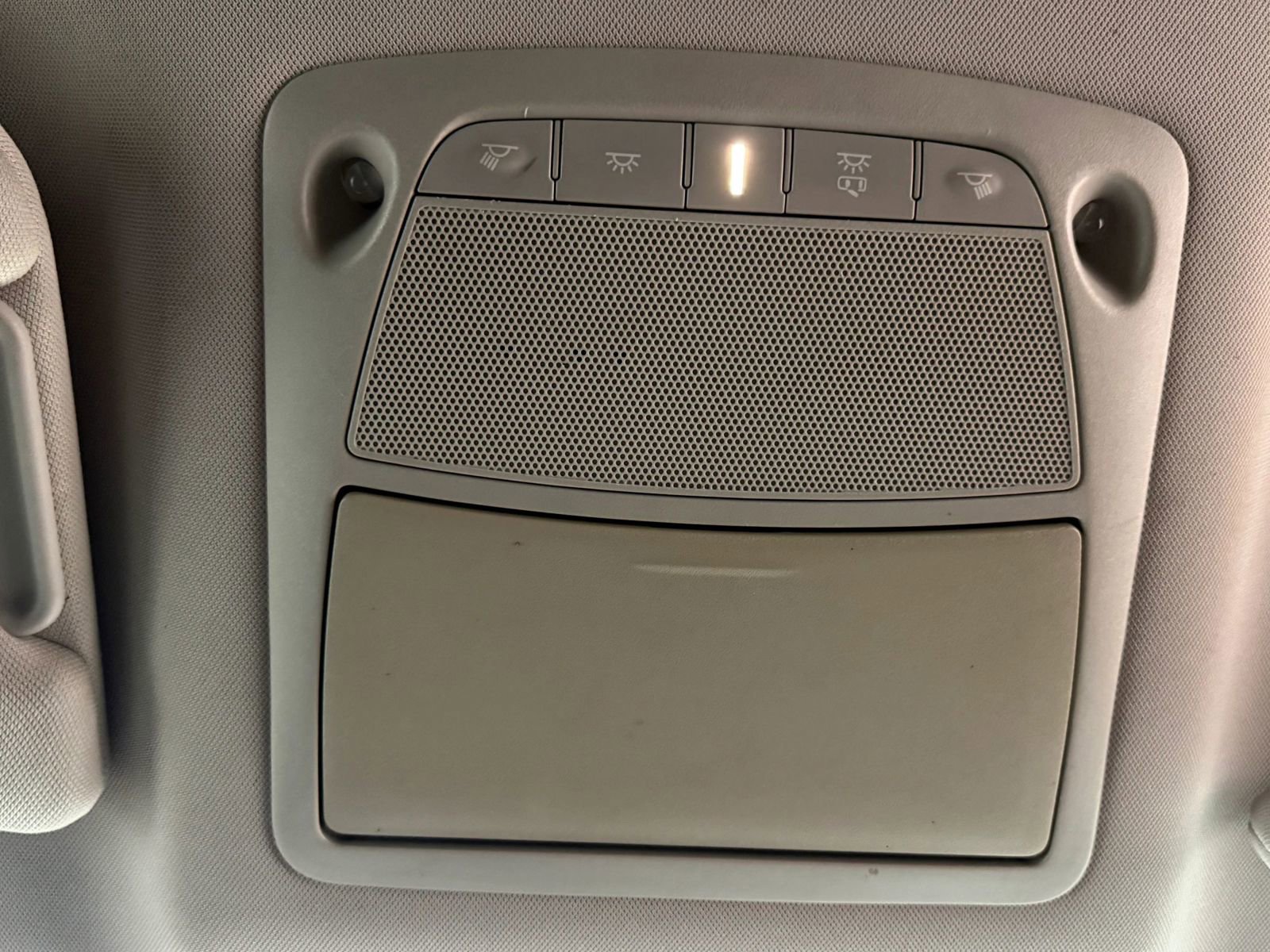 Used 2014 Nissan Pathfinder SV FWD image 39