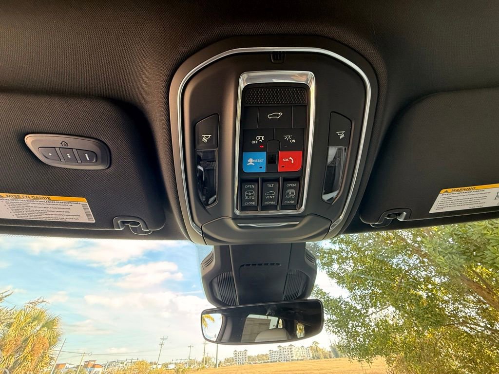 New 2026 Jeep Cherokee Overland image 12