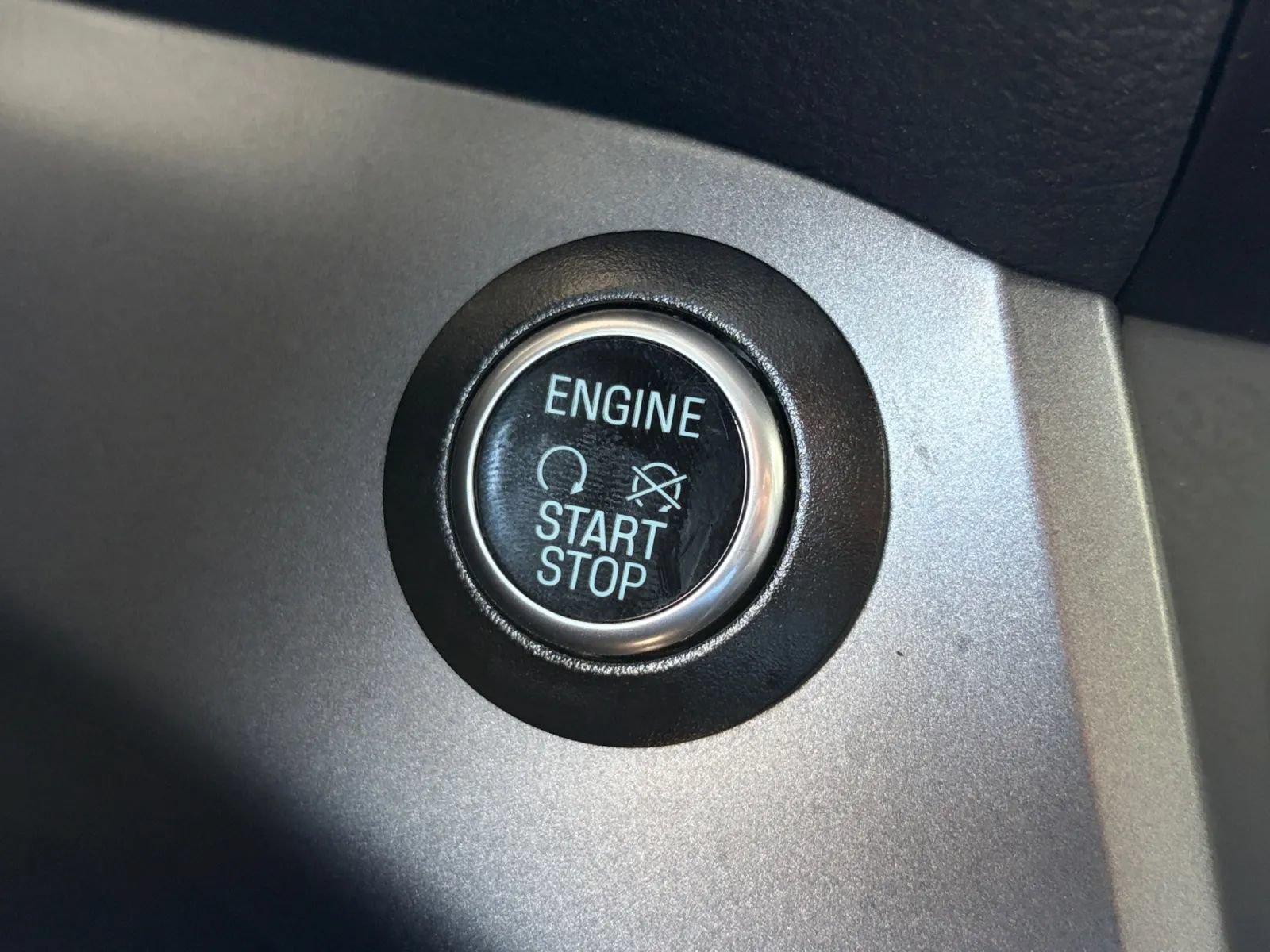 Used 2019 Ford Escape SE AWD/4WD image 25