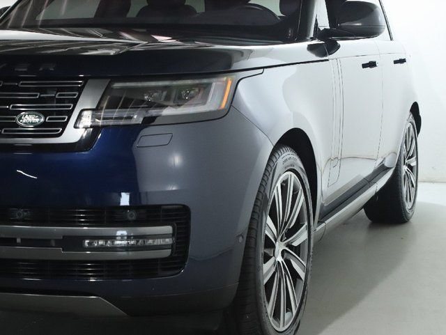 Certified 2023 Land Rover Range Rover SE AWD/4WD image 14