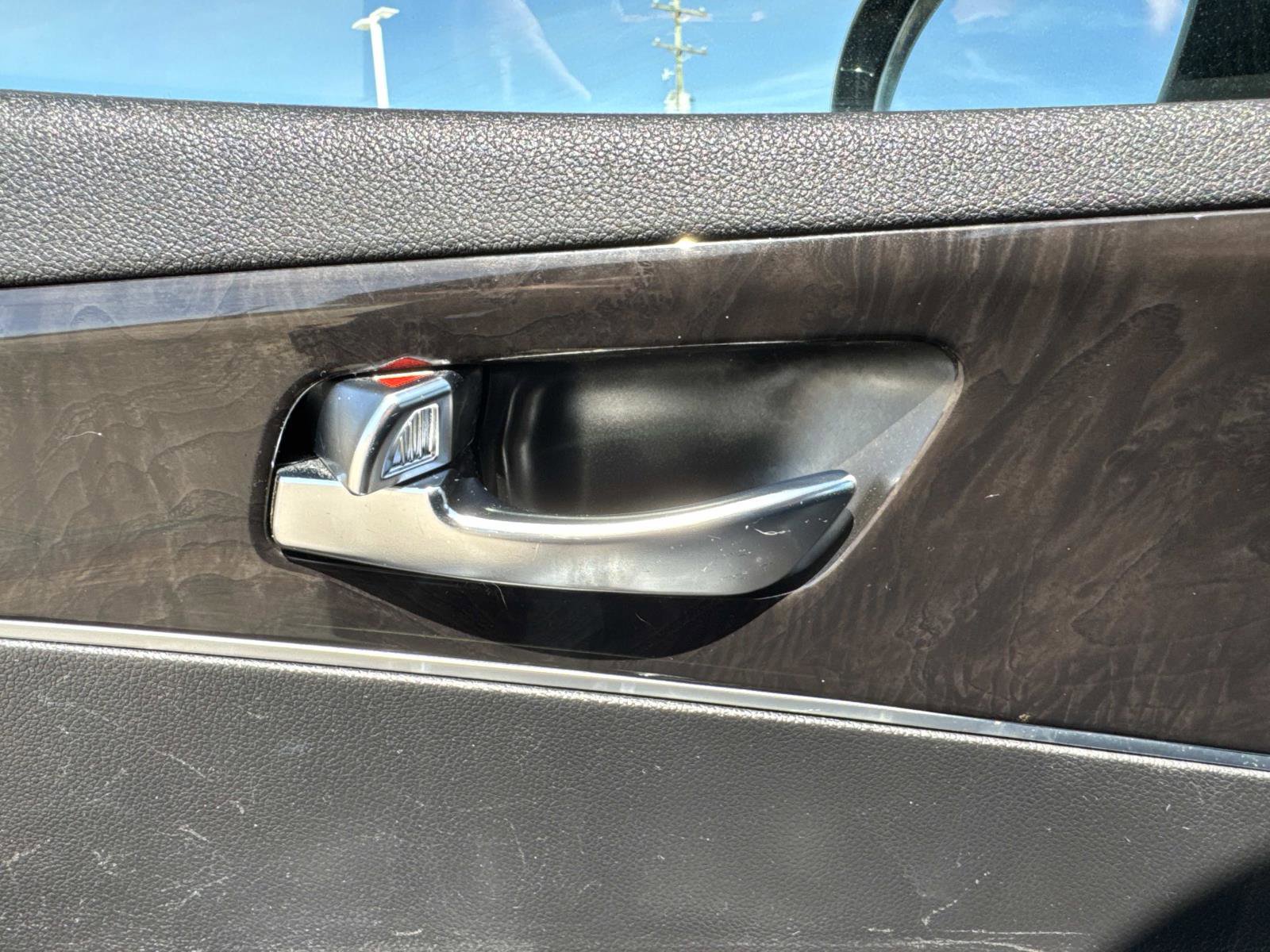 Used 2017 Kia Sorento LX image 21