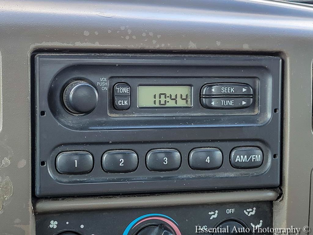 Used 2004 Ford F550 2WD Regular Cab Super Duty image 14