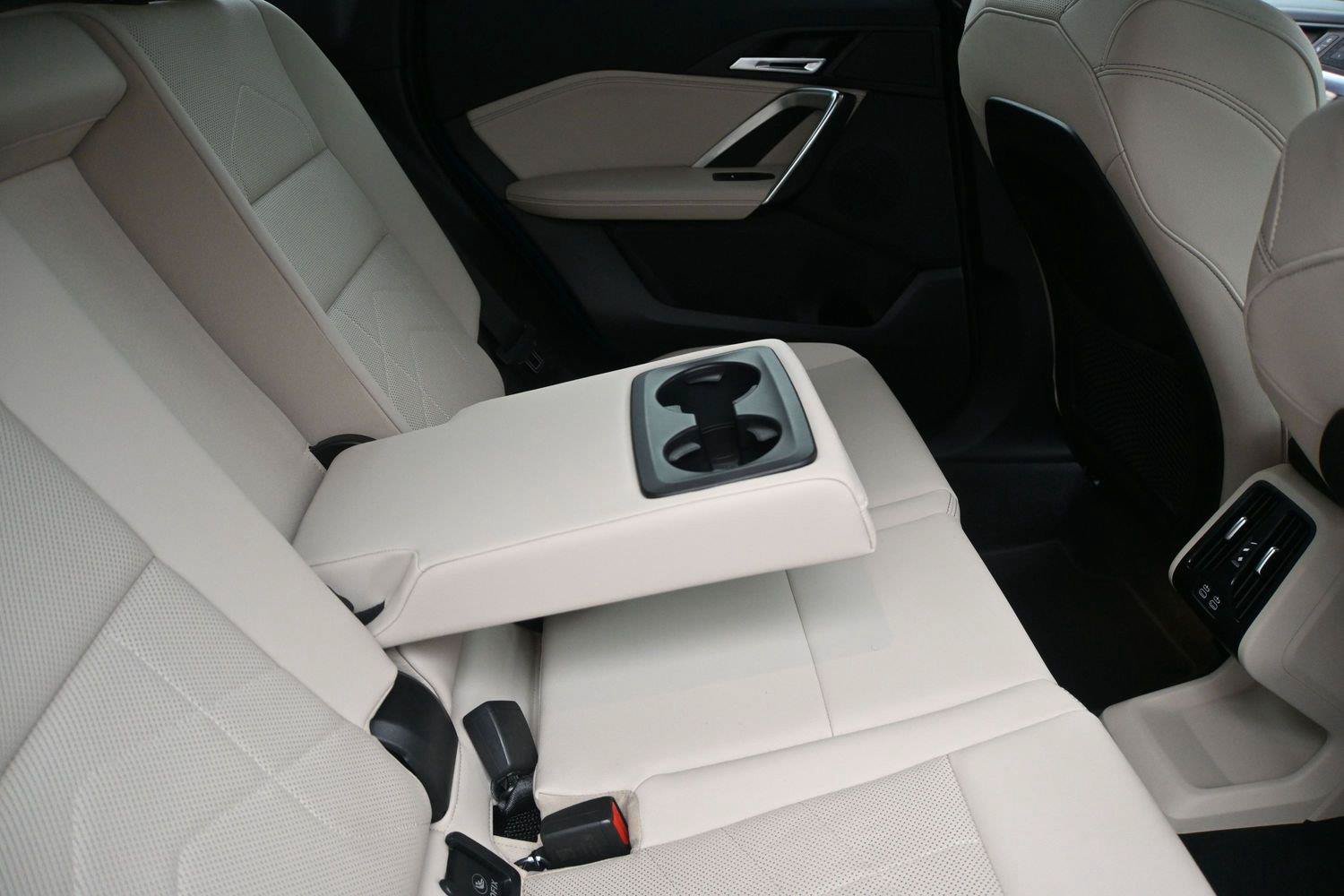 Used 2023 BMW X1 xDrive28i w/ M Sport Package AWD/4WD image 25