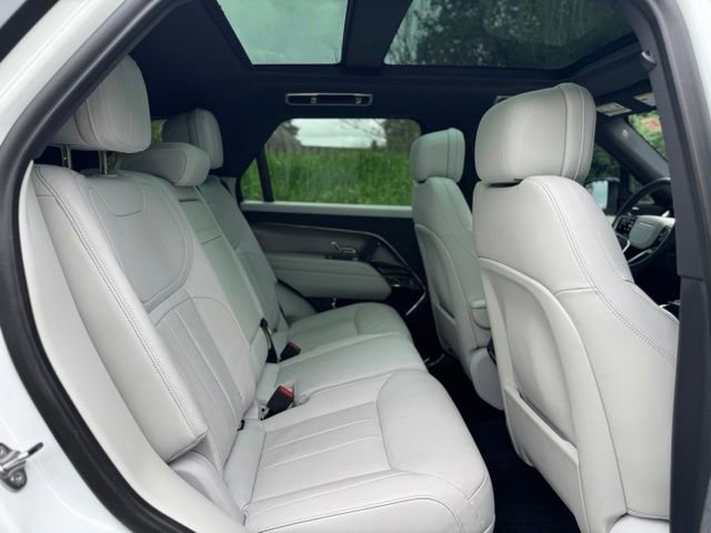 Certified 2025 Land Rover Range Rover Sport SE AWD/4WD image 17