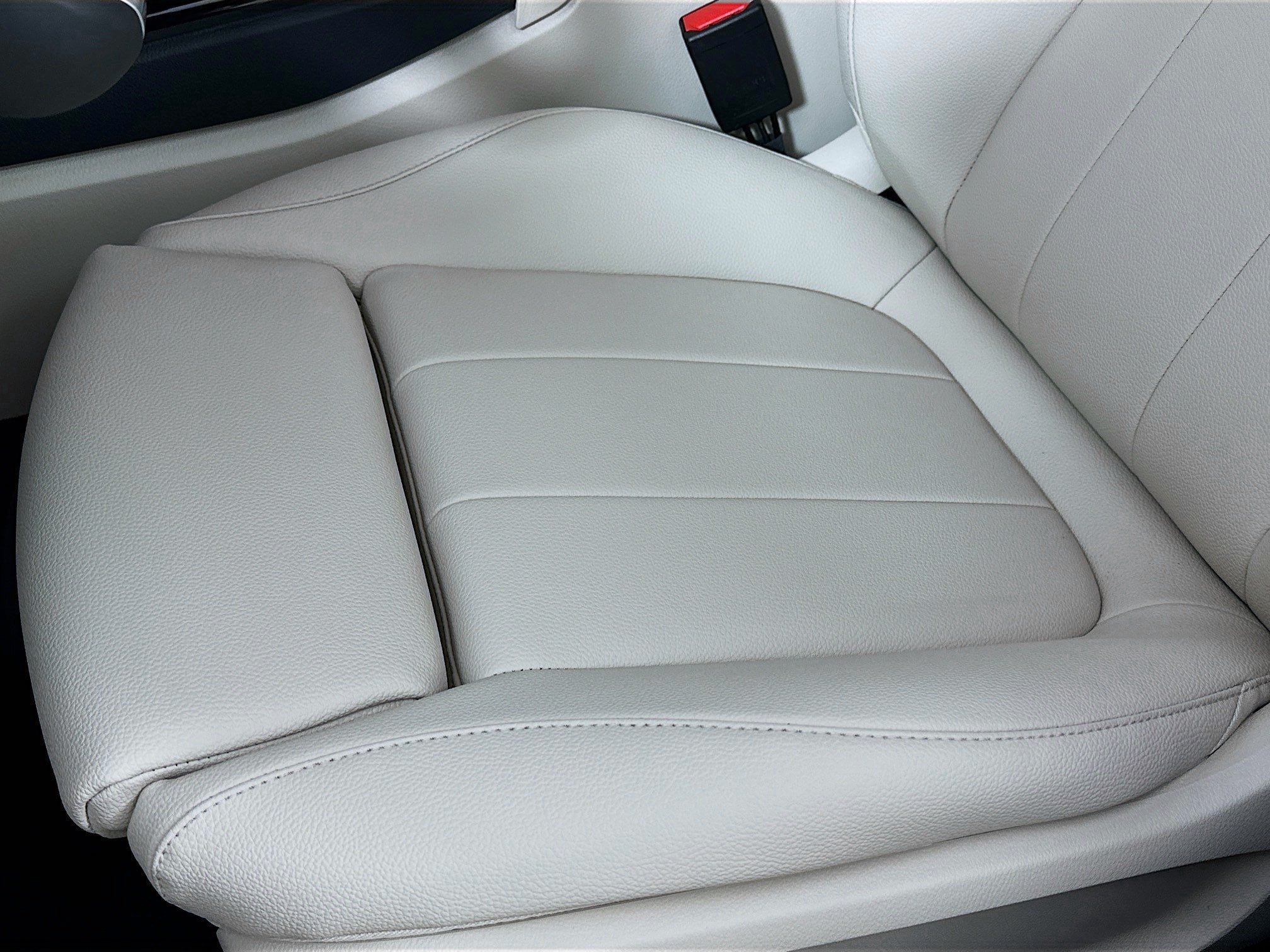 Certified 2025 Mercedes-Benz CLA 250 4MATIC image 24