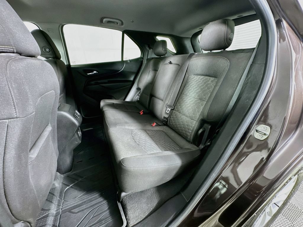 Used 2020 Chevrolet Equinox LT FWD image 28