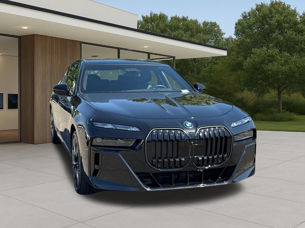 Used 2026 BMW i7 xDrive60 w/ Executive Package AWD/4WD image 5