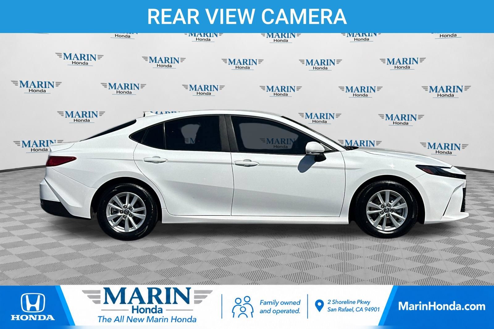 Used 2025 Toyota Camry LE w/ Convenience Package FWD image 2