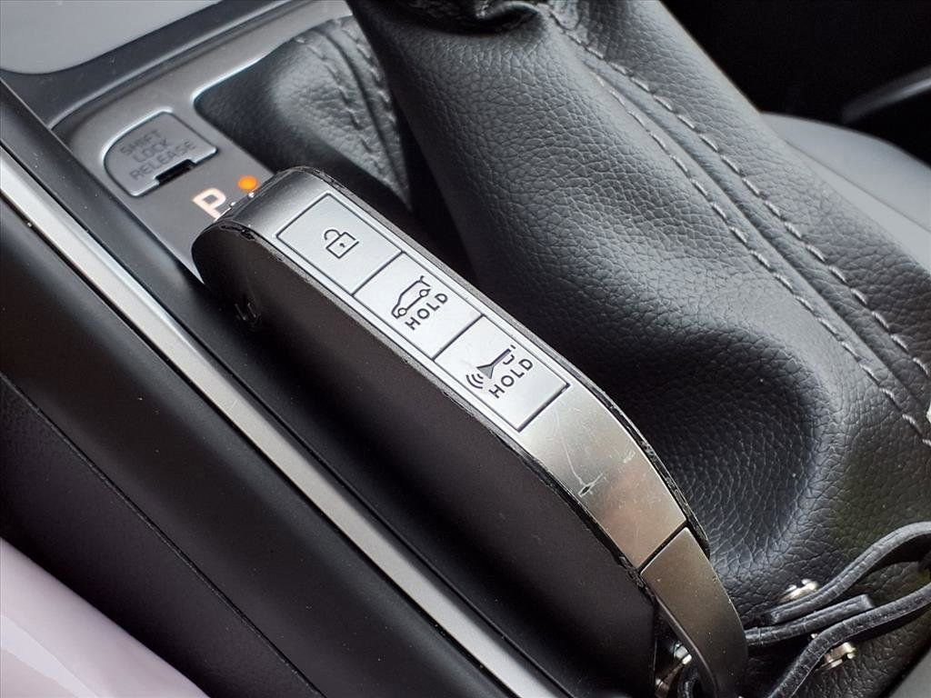 Used 2025 Kia Sorento EX FWD image 16