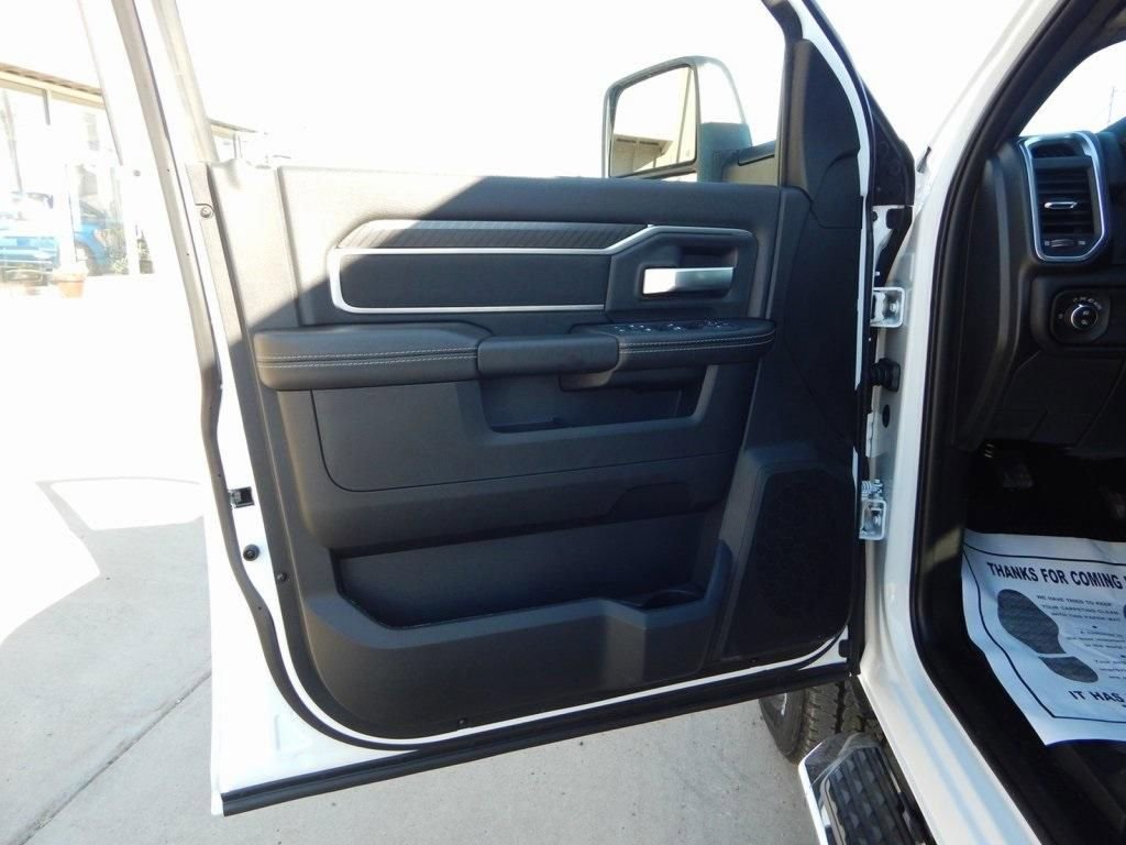 New 2025 RAM 2500 Lone Star image 17