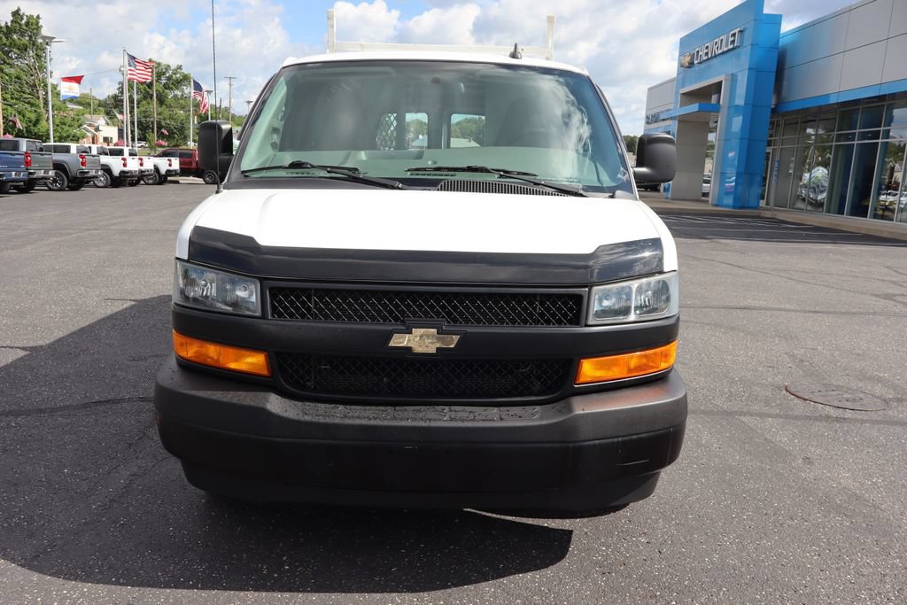 Used 2019 Chevrolet Express 2500 w/ Driver Convenience Package RWD image 23