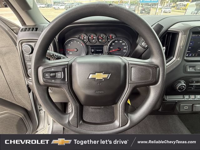 Used 2020 Chevrolet Silverado 1500 Custom w/ Custom Value Package AWD/4WD image 13