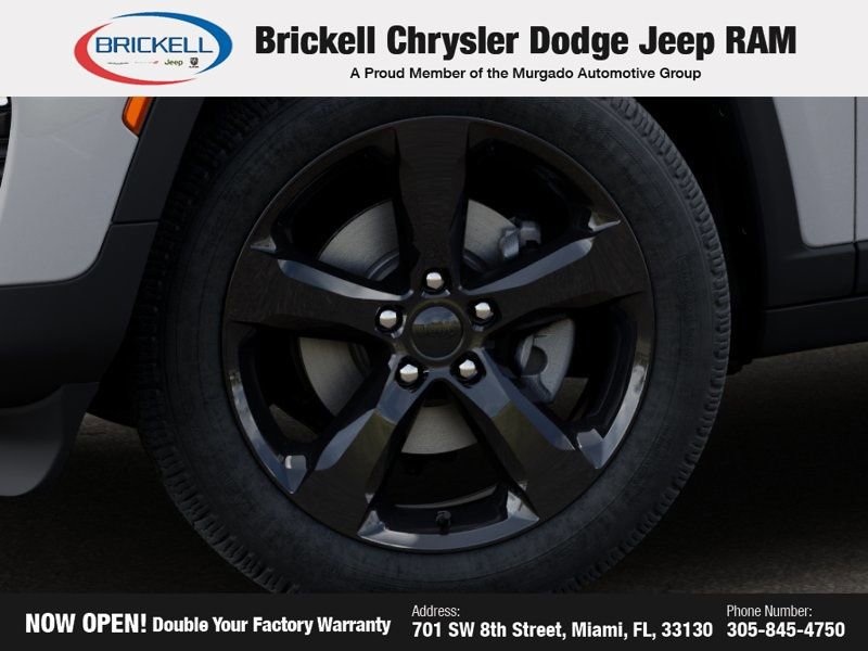 New 2025 Jeep Grand Cherokee Limited image 8