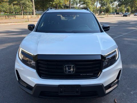 Used 2024 Honda Passport Black Edition image 2