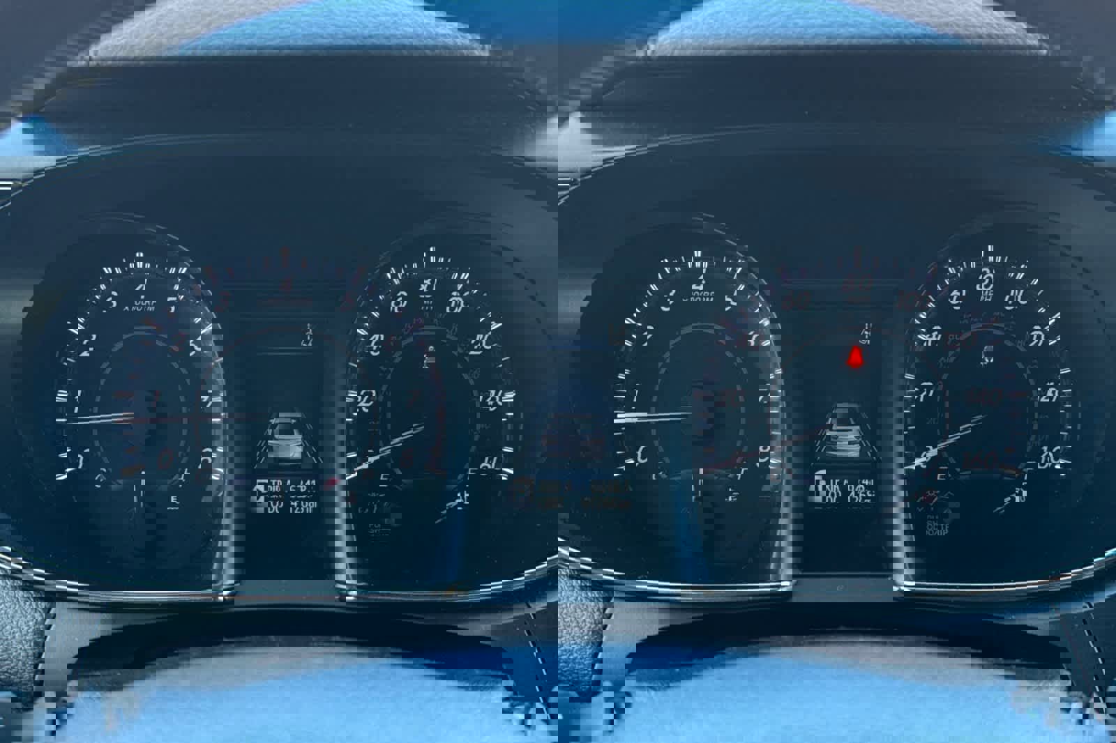 Used 2017 Toyota Avalon Limited image 27