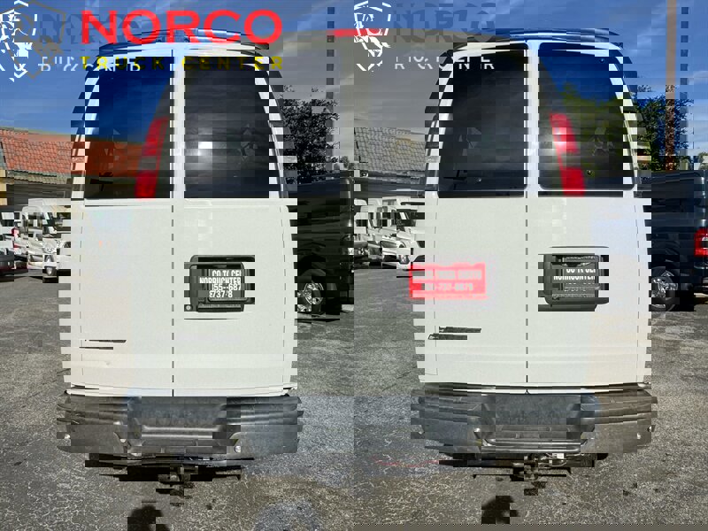 Used 2020 Chevrolet Express 3500 LT w/ LT Preferred Equipment Group image 9