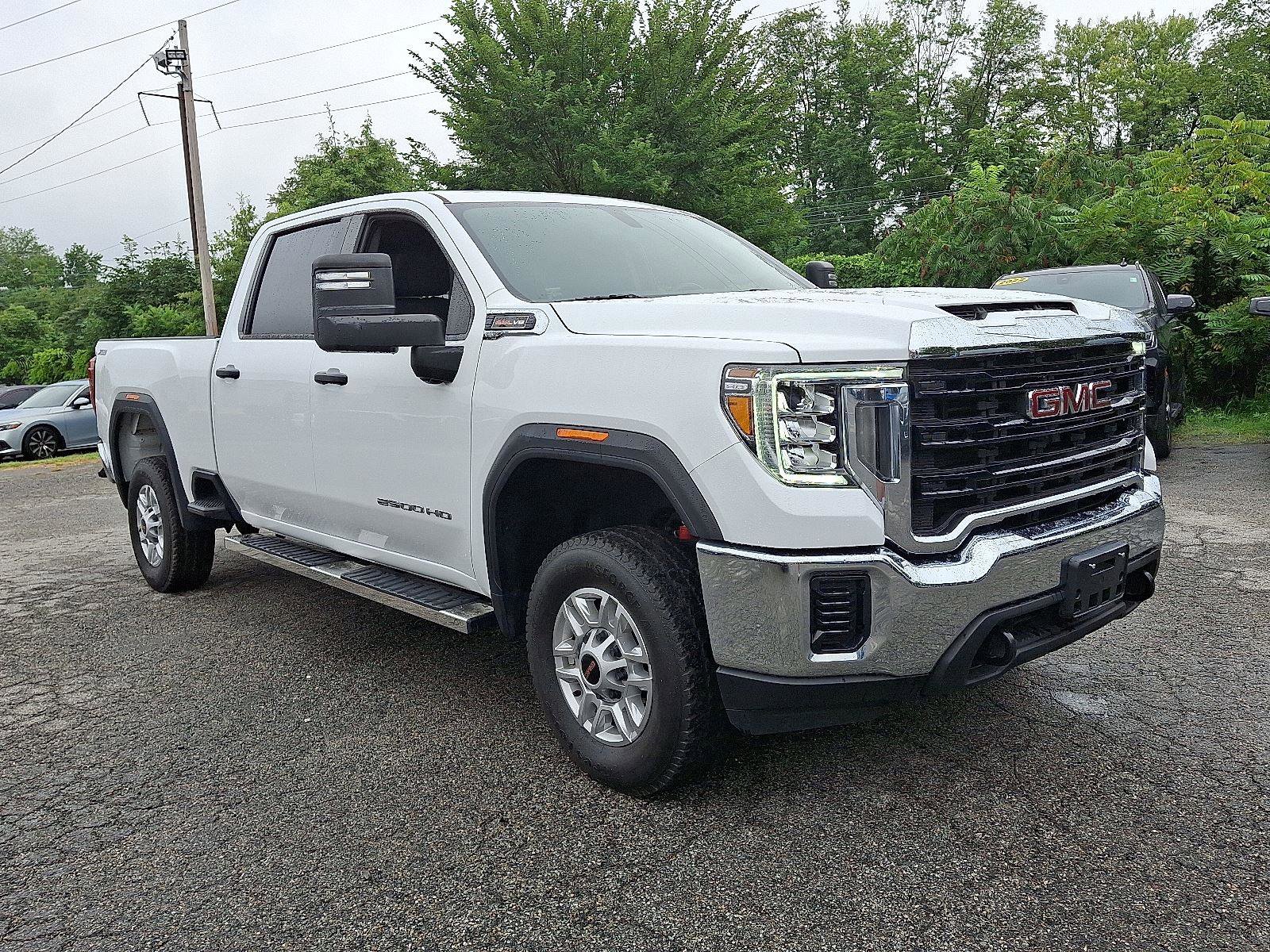 Used 2023 GMC Sierra 2500 Pro w/ Convenience Package image 3
