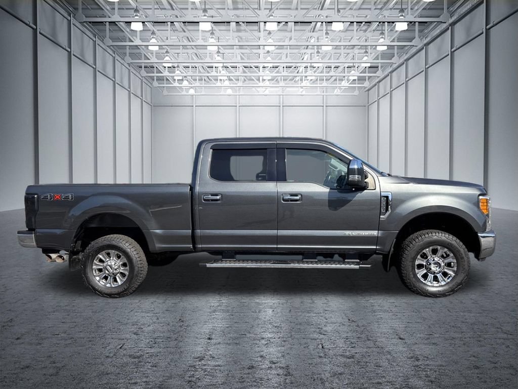 Used 2017 Ford F350 Lariat w/ Chrome Package AWD/4WD image 7