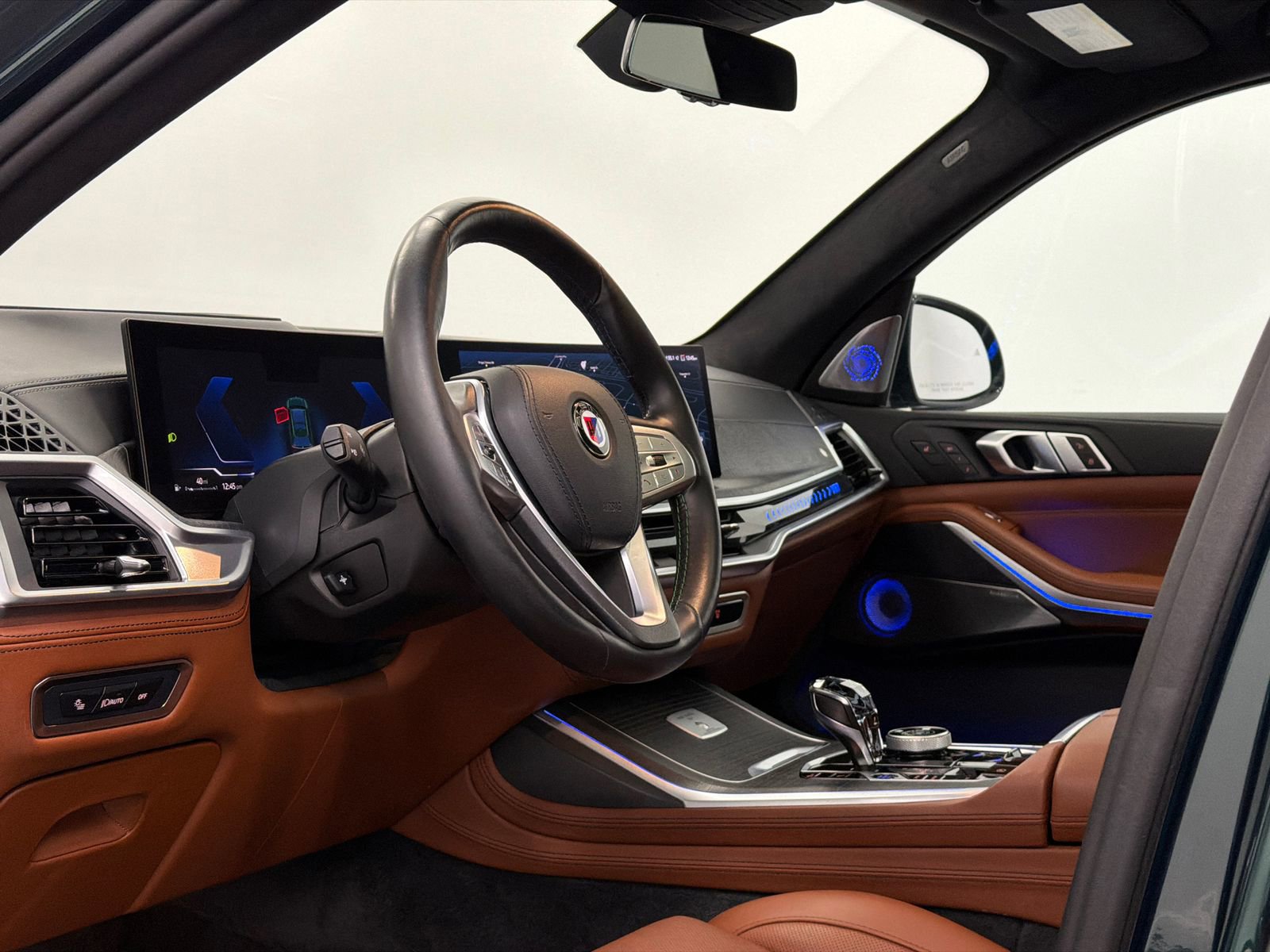 Used 2024 BMW ALPINA XB7 image 22