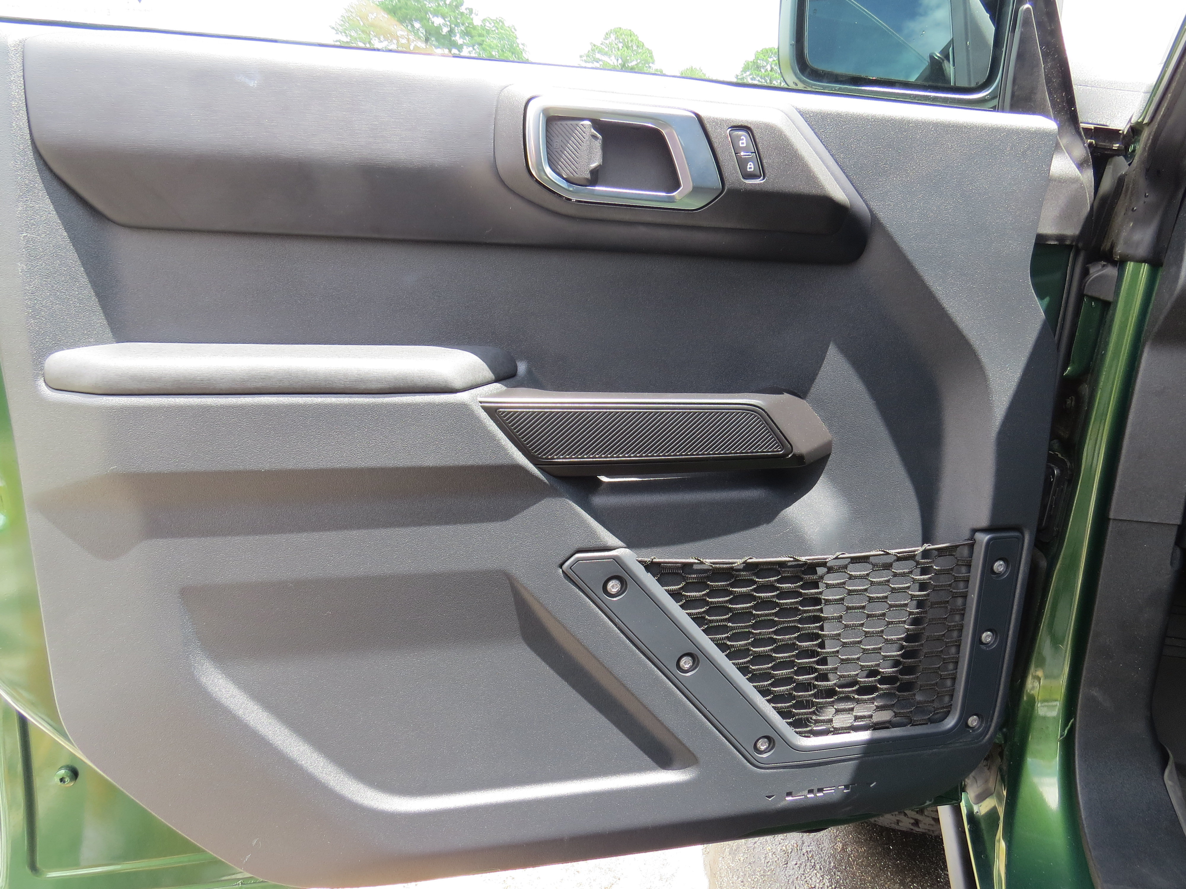 Used 2025 Ford Bronco Badlands AWD/4WD image 16