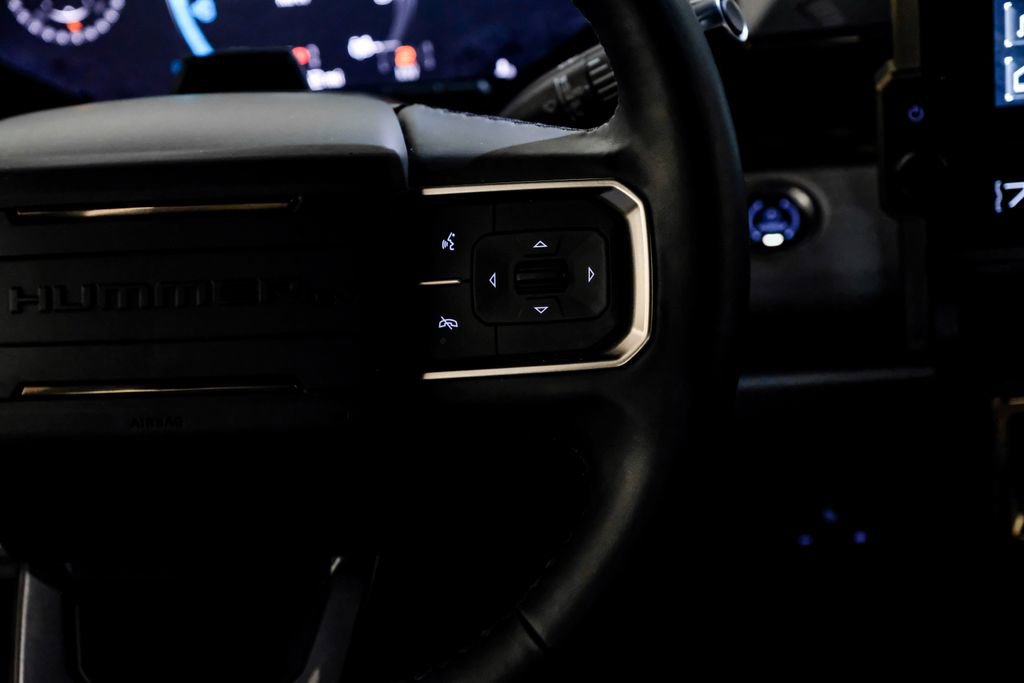 Used 2025 GMC Hummer EV 3X AWD/4WD image 18