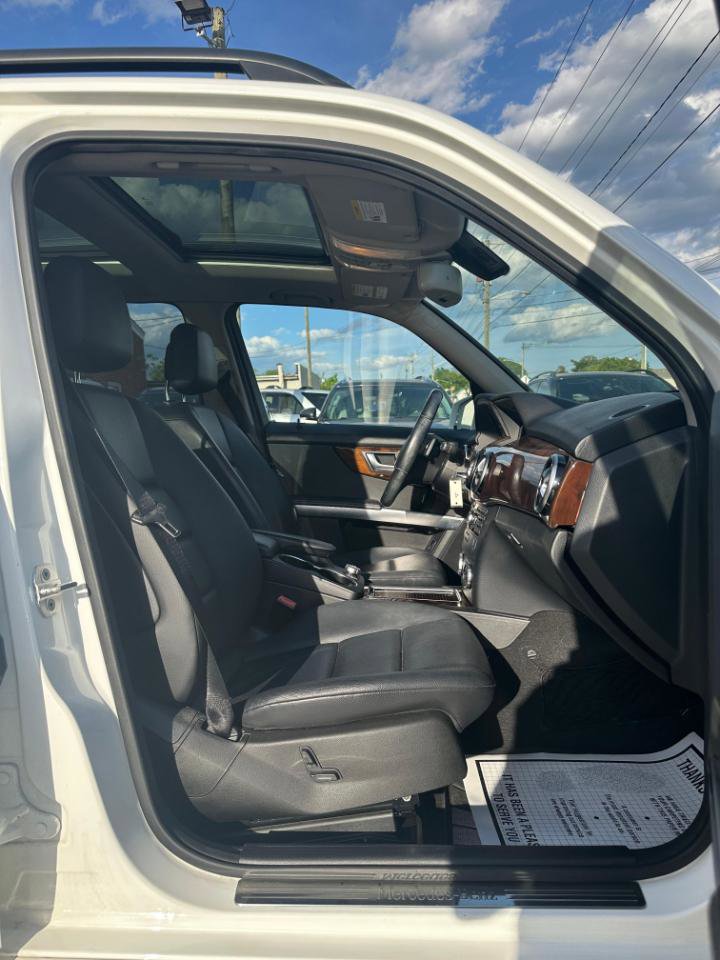 Used 2014 Mercedes-Benz GLK 350 4MATIC image 24