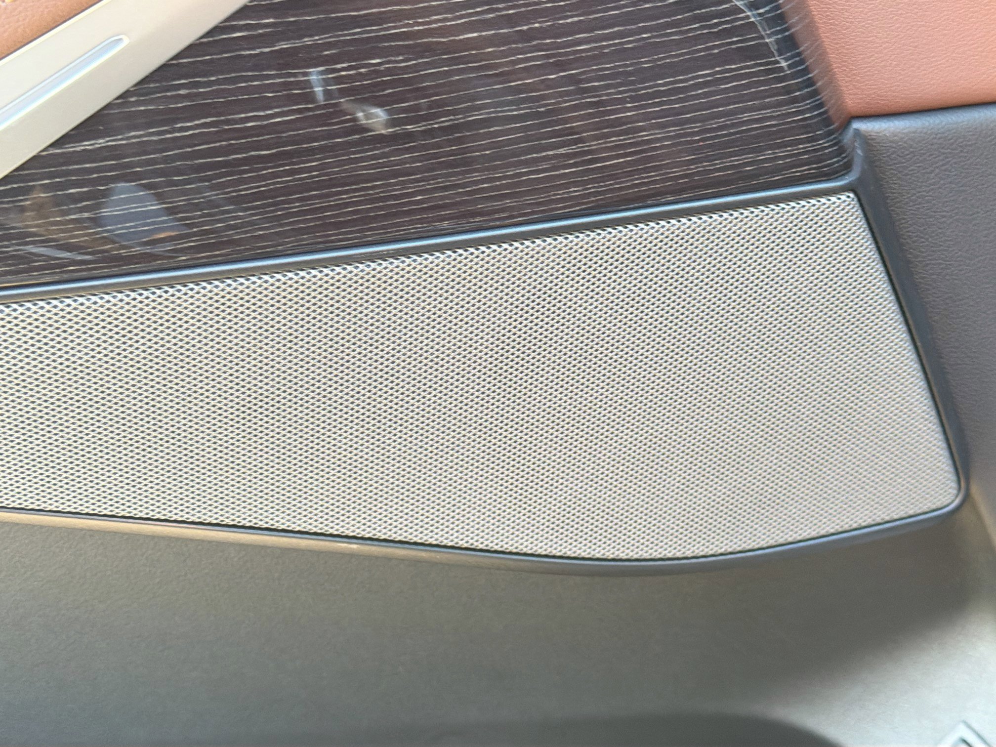 New 2026 BMW X5 xDrive50e w/ Executive Package image 24