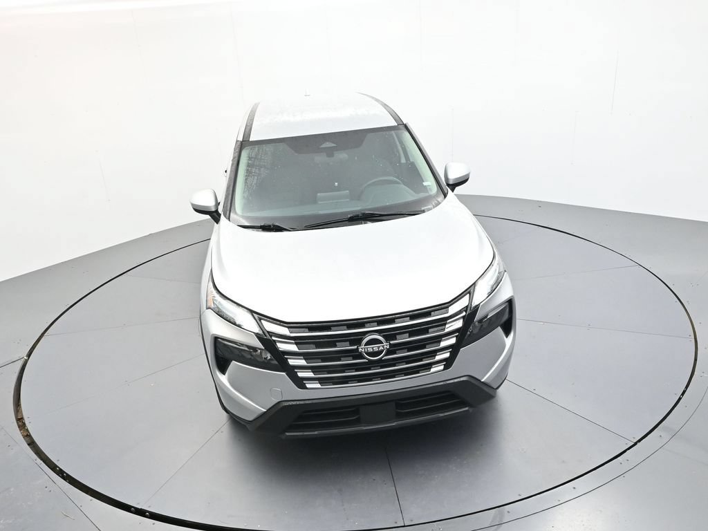 Used 2024 Nissan Rogue SV FWD image 23