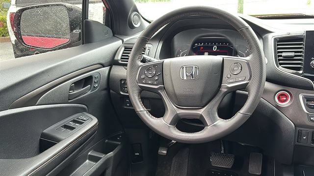 Used 2025 Honda Passport TrailSport image 26