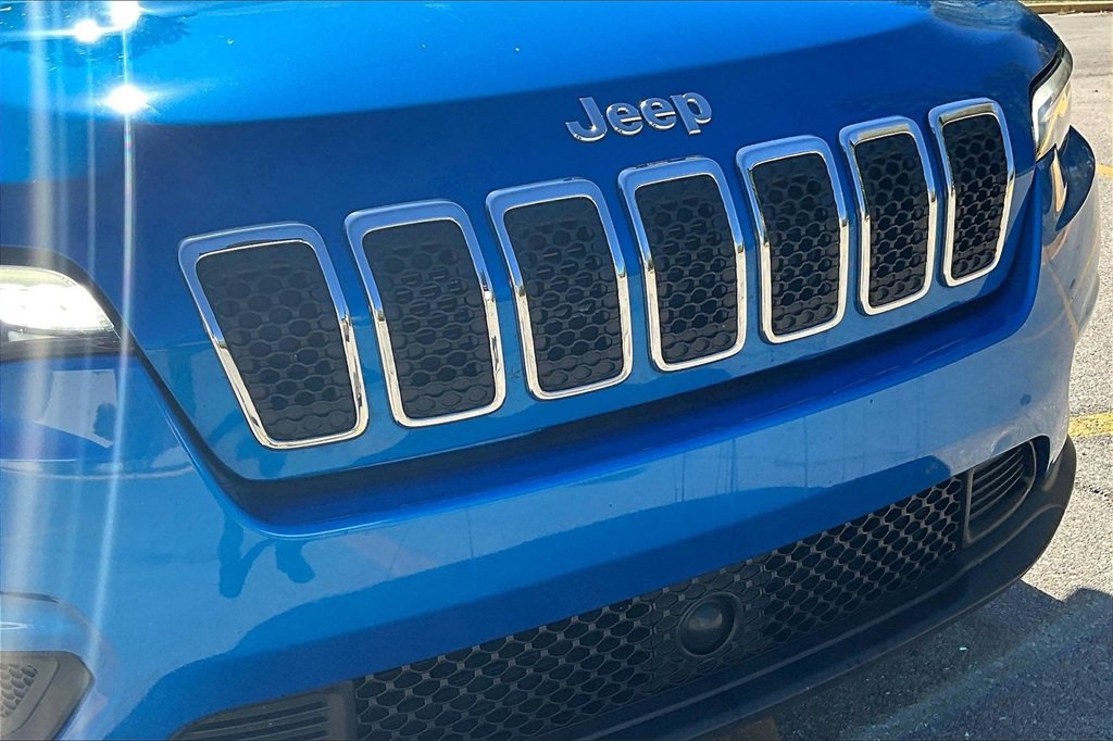 Used 2022 Jeep Cherokee Latitude Lux image 28