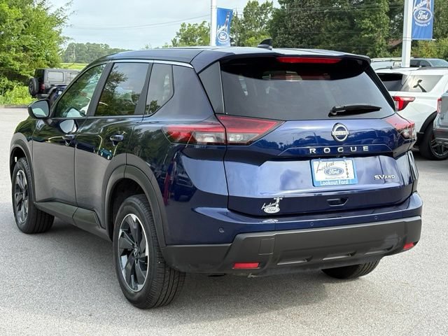 Used 2024 Nissan Rogue SV AWD/4WD image 3