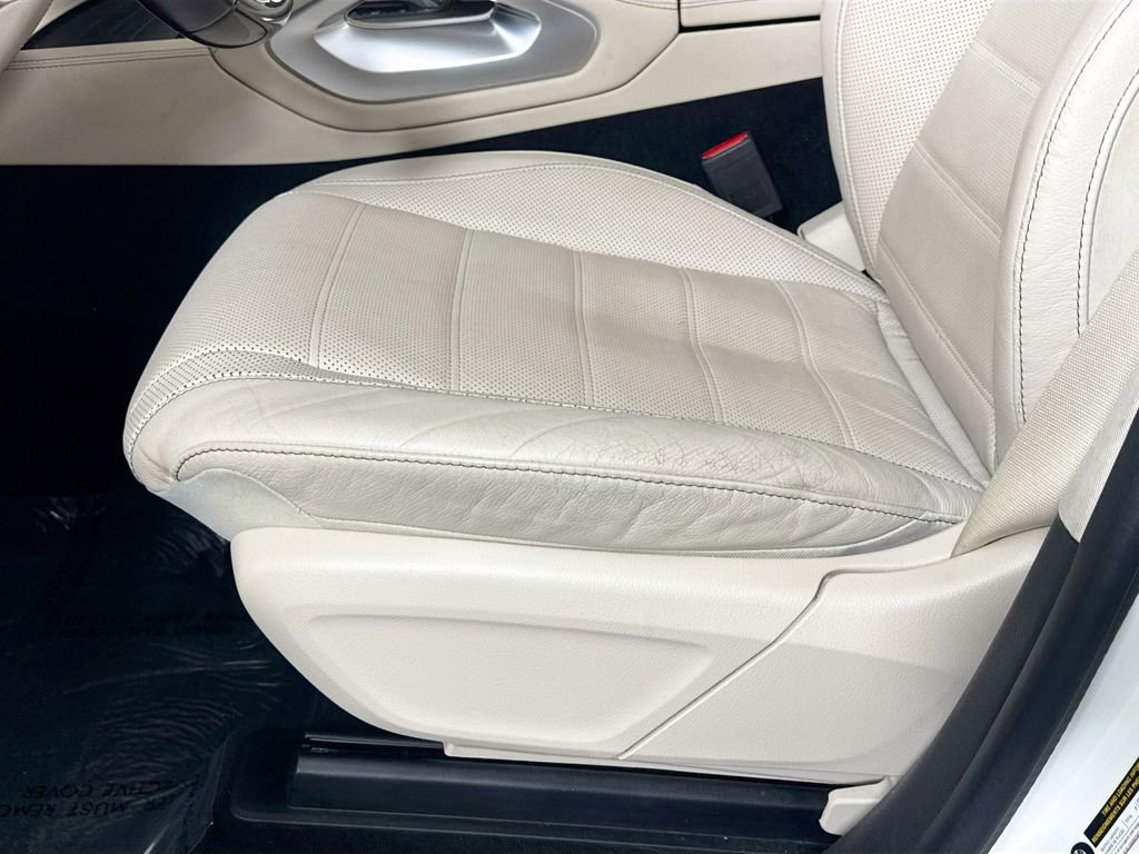 Used 2021 Mercedes-Benz GLS 580 4MATIC image 25