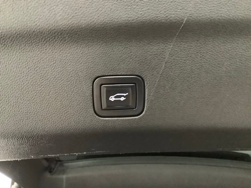 Used 2022 Chevrolet Tahoe Z71 image 21