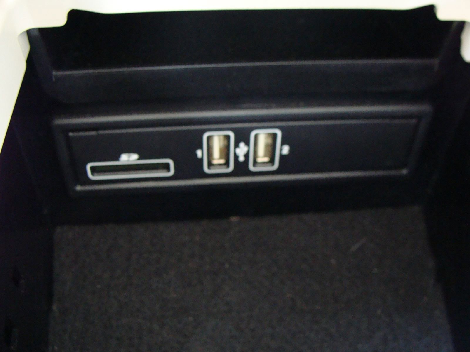 Used 2018 Mercedes-Benz E 300 4MATIC image 35