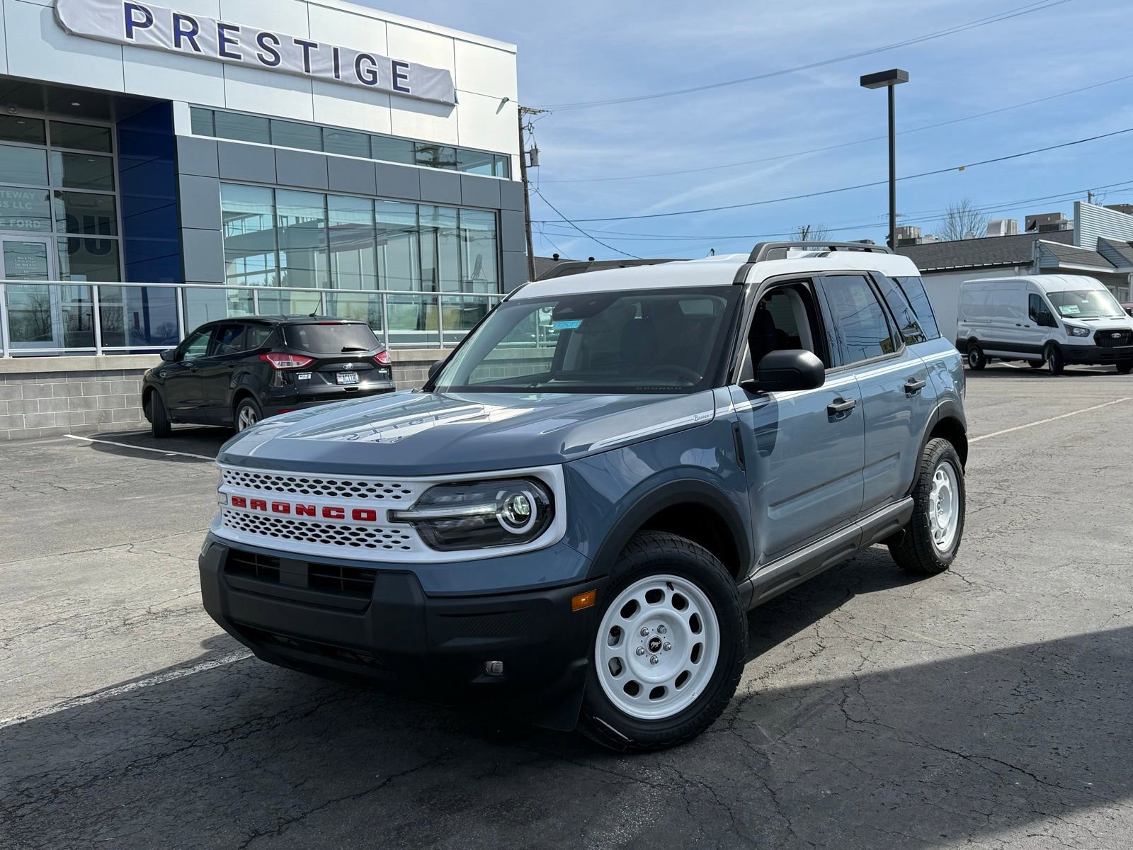New 2025 Ford Bronco Sport Heritage w/ Convenience Package AWD/4WD image 1