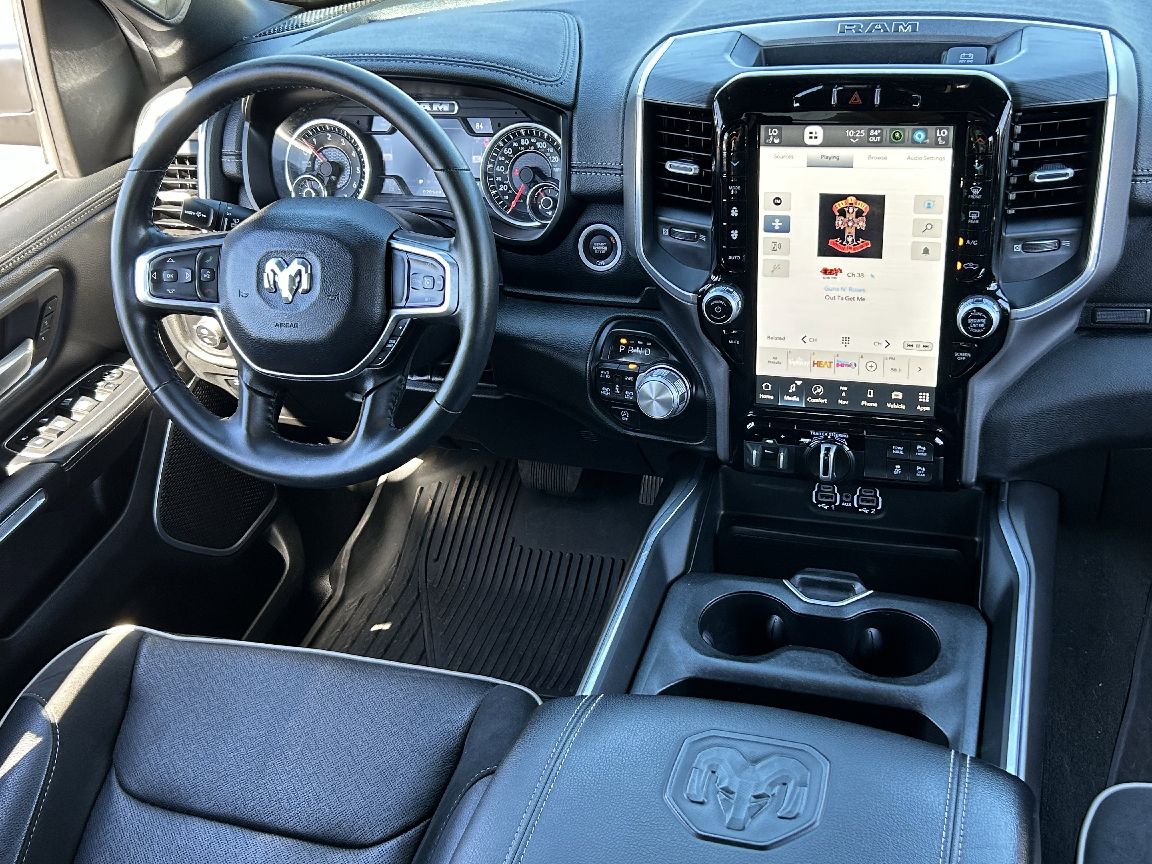 Certified 2023 RAM 1500 Laramie image 13